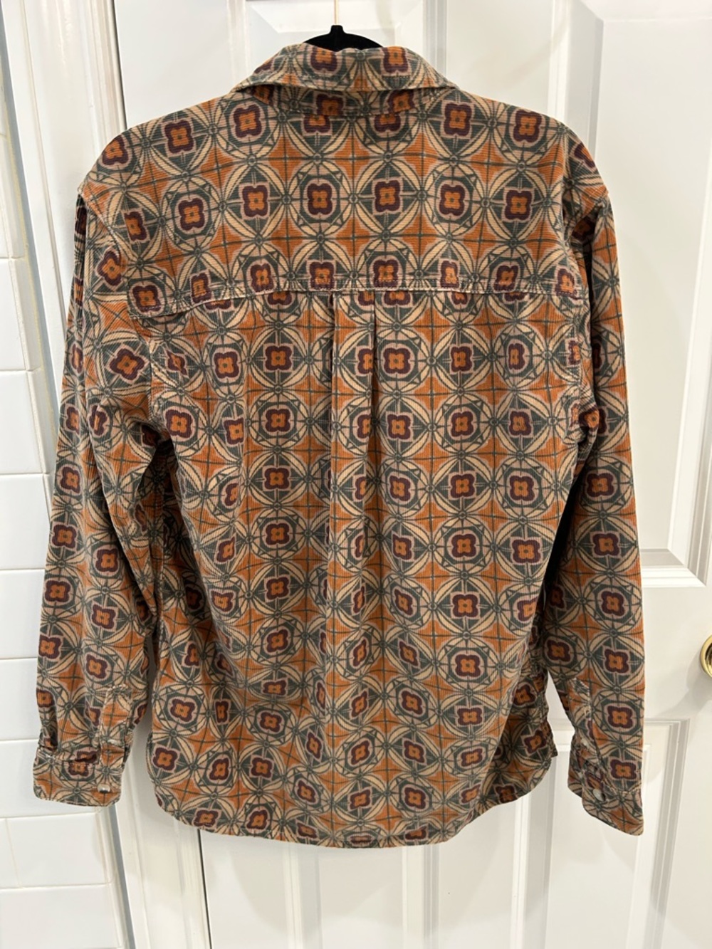 Urban Outfitters Big Corduroy Work Shirt Geometric Print Sz Small Cotton Unisex - Picture 9 of 10
